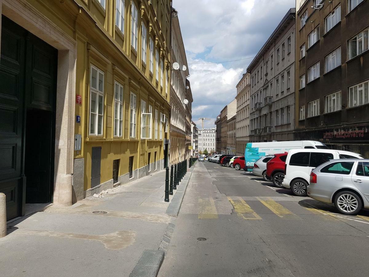 New Near Wenceslas Square Apartment Prag
